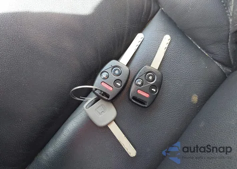 2011 Honda Accord 2.4 Ex-L from USA, damaged, VIN 1HGCP2F82BA153012